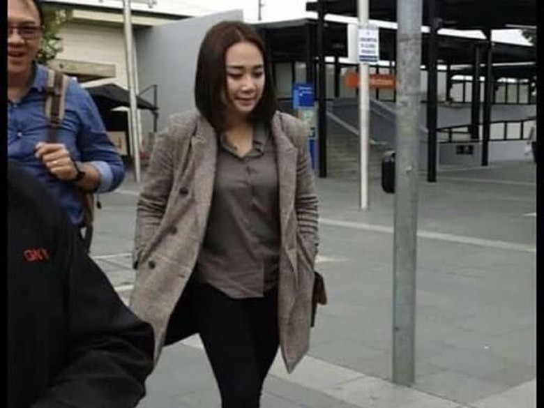 Kasus Prostitusi Idol K-pop, Ahok dan Puput Tertangkap di Sydney Kasus Prostitusi Idol K-pop, Ahok dan Puput Tertangkap di Sydney