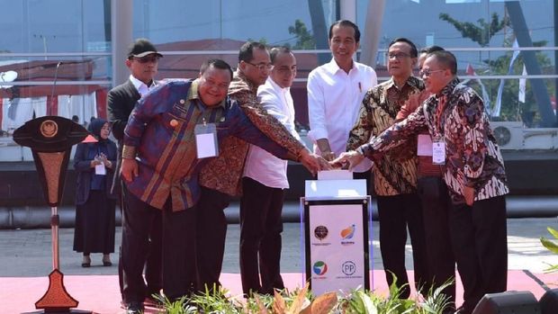 Jelang Ma'ruf vs Sandi, Di Mana Jokowi dan Prabowo?