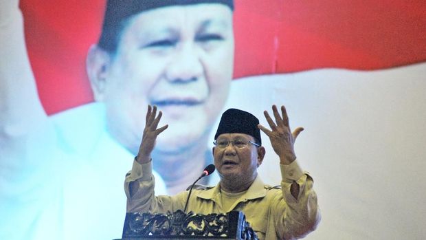 Capres Prabowo Subianto mengatakan satu selang cuci darah di RSCM dipakai oleh puluhan orang. Hal itu kemudian digugat ke pengadilan oleh PP Harimau Jokowi.