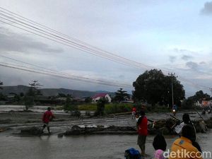 Timnas U-23 Berduka untuk Korban Banjir Bandang di Sentani
