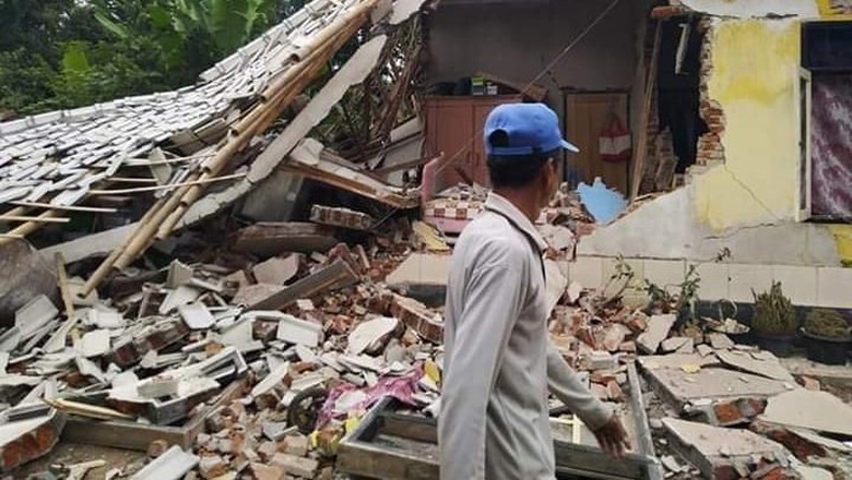 Gaya Pembangkit Gempa 5,4 SR yang Sebabkan Longsor di Lombok Masih Misteri Gaya Pembangkit Gempa 5,4 SR yang Sebabkan Longsor di Lombok Masih Misteri