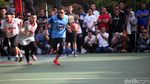 Begini Gaya Sandi dan AHY Main Basket