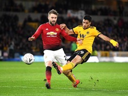 Sampai akhirnya, di menit ke-70, Raul Jimenez membawa Wolves unggul. Sepakannya mengoyak gawang Sergio Romero, yang dipercaya menjadi kiper MU. (Foto: Michael Regan/Getty Images)