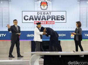 Kertas Sontekan Maruf vs Gadget Sandiaga