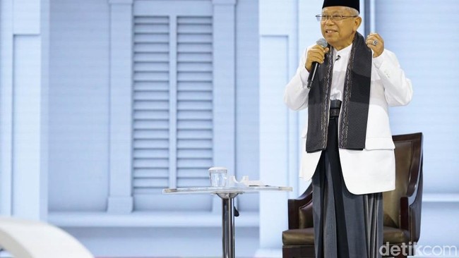 Adu Jurus Maruf Amin Vs Sandi Berantas Pengangguran