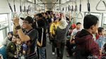 Begini Antusias Warga Jajal MRT di Hari Libur
