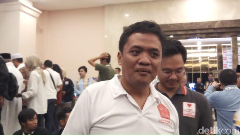 Habiburokhman Mencari Romahurmuziy di Lokasi Debat Habiburokhman Mencari Romahurmuziy di Lokasi Debat