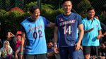 Begini Gaya Sandi dan AHY Main Basket