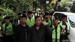 Massa FBR Sambangi Kediaman Maruf Amin