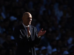 Mourinho: Zidane Memang Paling Pas untuk Madrid