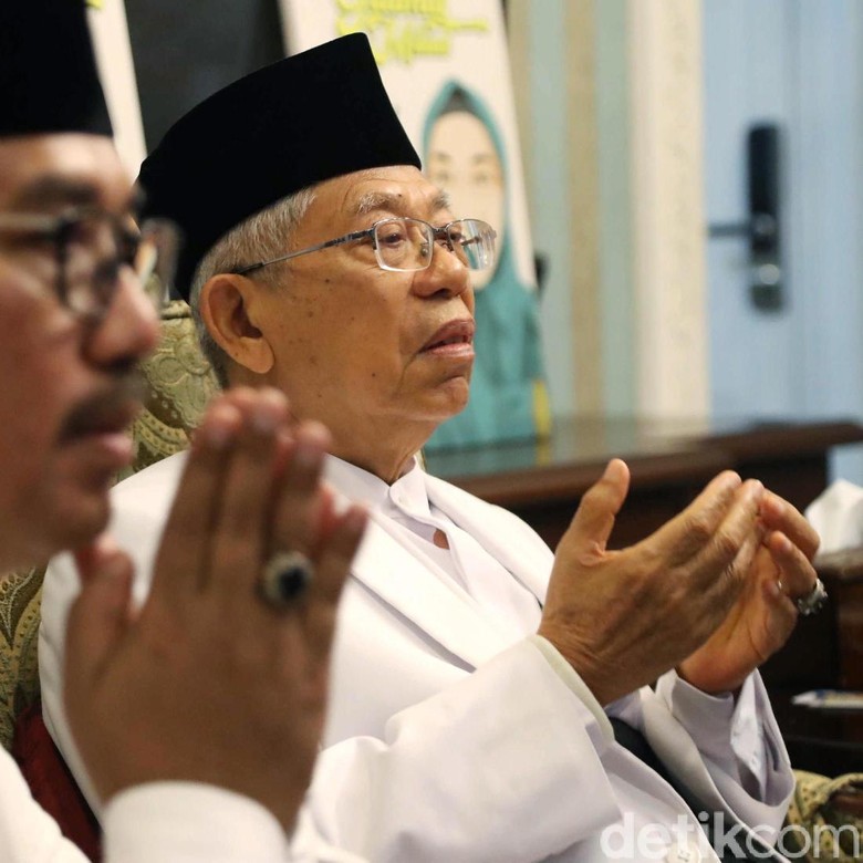 Maruf Sampaikan Duka Cita Atas Wafatnya Ibunda Ustaz Abdul Somad Maruf Sampaikan Duka Cita Atas Wafatnya Ibunda Ustaz Abdul Somad