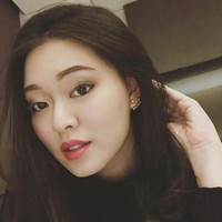 Christabel Chua, selebgram Singapura yang lebih dikenal dengan nama Instagram @bellywellyjelly pernah menghadapai skandal besar dalam hidupnya. Video intimnya dengan mantan kekasihnya Joal Ong tersebar yang bikin geger Singapura. (Foto: Instagram/@bellywellyjelly)
