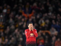 Reaksi bek MU Chris Smalling saat timnya tersingkir dari panggung Piala FA. (Foto: Michael Regan/Getty Images)