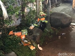 Kapolsek Menteng Cek Temuan Tas Mencurigakan di Rumah Aspirasi Jokowi