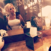 Hampir semua operasi plastiknya dibiayi oleh mantan kekasihnya, yang juga punya obsesi gila seperti Paulina. Biaya yang dikeluarkan untuk operasi plastik hingga 50 ribu poundsterling atau sekitar Rp 946 juta.  Foto: dok. Instagram (@paulinajcandy)