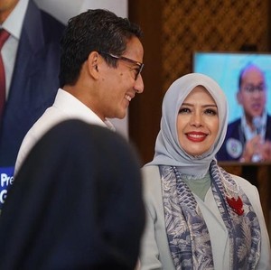 Bikin Baper, Perhatian Istri Sandiaga Uno Pada Suami Ternyata Bermanfaat Lho Bikin Baper, Perhatian Istri Sandiaga Uno Pada Suami Ternyata Bermanfaat Lho