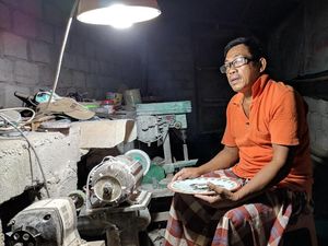Sosok Perajin Mutiara di Komodo, Karyanya Bikin JK Kepincut
