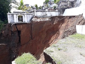 Melihat Lagi Dampak Banjir dan Longsor yang Melanda Bantul