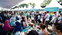 Puluhan penjaja kuliner ini dibagi dalam 3 distrik yakni Distrik F, Distrik J dan Distrik B. Dan khusus tahun ini turut dihadirkan 10 kuliner legendaris lintas generasi.  Foto: detikfood/unilever