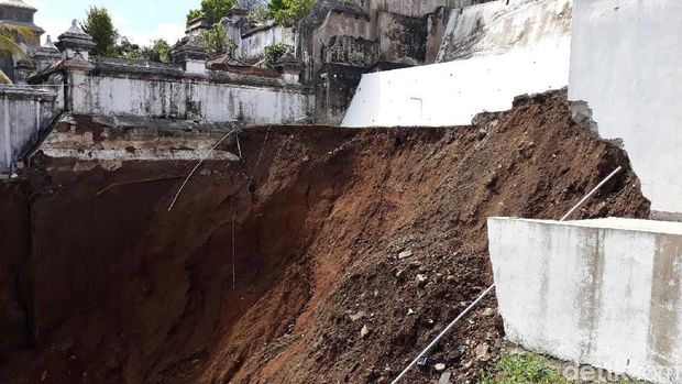 Fondasi Calon Makam Sri Sultan HB X di Imogiri Ambrol, Begini Kondisinya