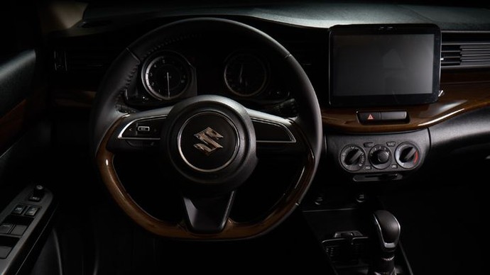 Interior Suzuki Ertiga Serba Hitam