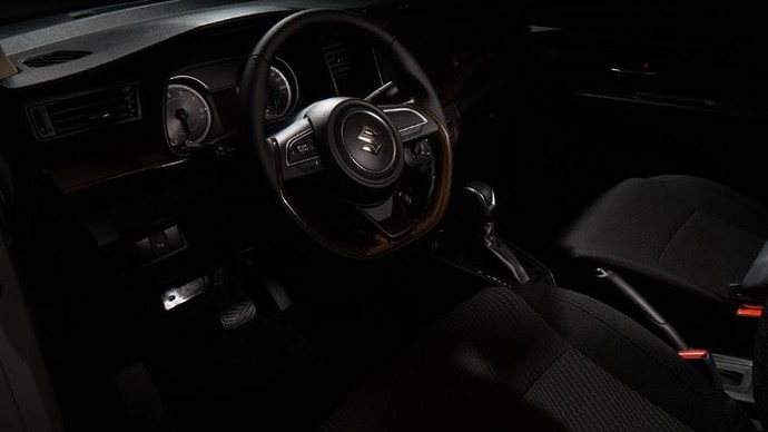 Interior Suzuki Ertiga Serba Hitam