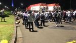 Penampakan Mobil Pertamina Saat Disandera Pendemo di Depan Istana
