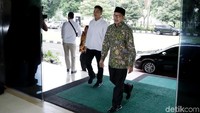 Menag Lukman Hakim sebelumnya berjanji kooperatif dengan KPK terkait pengusutan kasus dugaan suap jual-beli jabatan di Kemenag. Lukman Hakim juga berharap ruangan yang disegel KPK bisa segera difungsikan kembali.