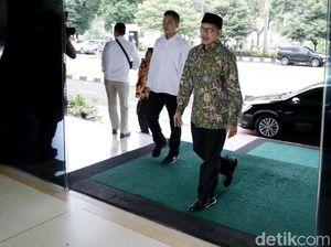 KPK Melacak Asal Uang di Laci Menteri Agama