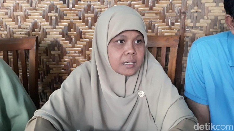 Ceritanya Diungkap Sandi Saat Debat, Bu Nis Penderita Kanker Buka Suara Ceritanya Diungkap Sandi Saat Debat, Bu Nis Penderita Kanker Buka Suara
