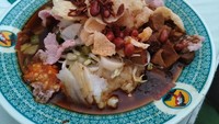 Ajang ini juga semakin spesial dengan hadirnya 3 ikon kuliner langka Indonesia. Yakni Bubur Ase Bu Neh, Sate Kuah Pak H. Diding dan Cungkring Pak Jumat.  Foto: detikfood/unilever