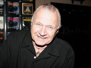 Legenda Surf Rock Dick Dale Meninggal Dunia