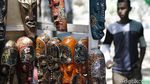 Semarak Penjual Souvernir di Pulau Komodo