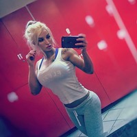 Komentar yang paling buruk adalah dari seorang pria yang menyumpahiku terkena infeksi dan mati, ucapnya sedih, seperti dikutip The Sun Foto: dok. Instagram (@paulinajcandy)