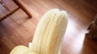 Buah pisang yang satu ini mirip seperti anak kembar, menempel dan memiliki bentuk yang sempurna. Foto: Boredpanda