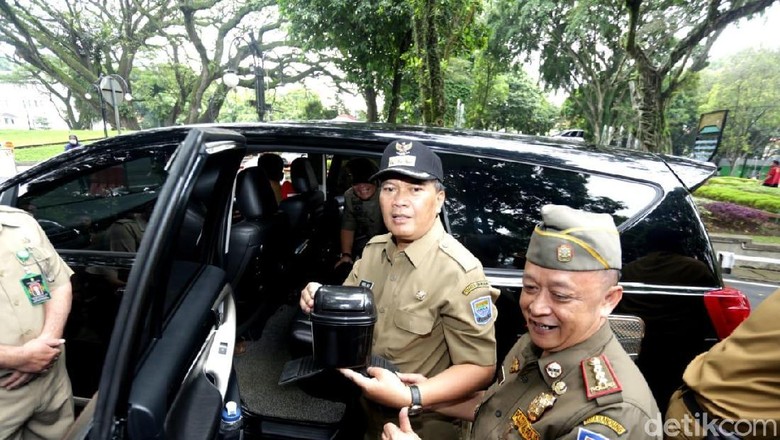 Mobil Tak Punya Tempat Sampah Didenda Rp 500 Ribu, Setuju Tidak? Mobil Tak Punya Tempat Sampah Didenda Rp 500 Ribu, Setuju Tidak?