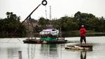 Melihat Aktivitas Warga di Setu Rawa Besar