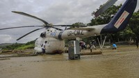 Banjir bandang yang terjadi pada Sabtu (16/3) lalu ini menewaskan 42 orang. ANTARA FOTO/Gusti Tanati.