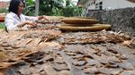 Wow! Kulit Pisang Disulap Jadi Kerupuk yang Lezat