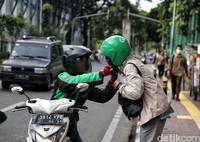 Kemenhub akhirnya menerbitkan aturan tentang ojek online. Ada sejumlah poin yang harus dipatuhi oleh para pengemudi ojol. Apa saja?