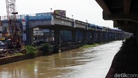 Deputi Pimpinan Proyek Tol Becakayu, Deden Suharyana mengatakan, pembangunan ruas Tol Becakayu seksi 2A ditargetkan rampung pada Agustus 2019.