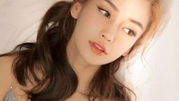 Angelababy menjadi wakil Cina bersama para aktris dan model lainnya yang terpilih oleh majalah Vogue. Dok. Instagram/angelababyct