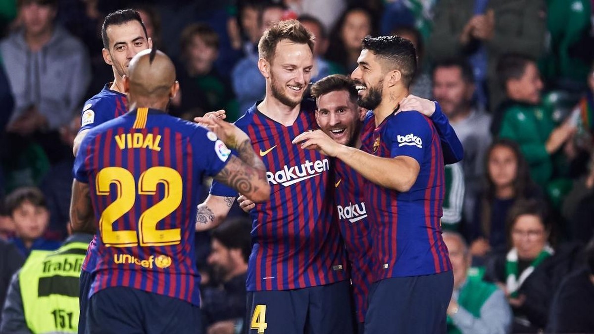 Lionel Messi saja tidak cukup untuk antarkan Barcelona juara Liga Champions. (Foto: Aitor Alcalde / Getty Images)