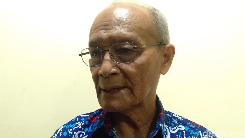 Buya Syafii Beri Pesan Khusus untuk Politisi Jelang Pemilu Buya Syafii Beri Pesan Khusus untuk Politisi Jelang Pemilu