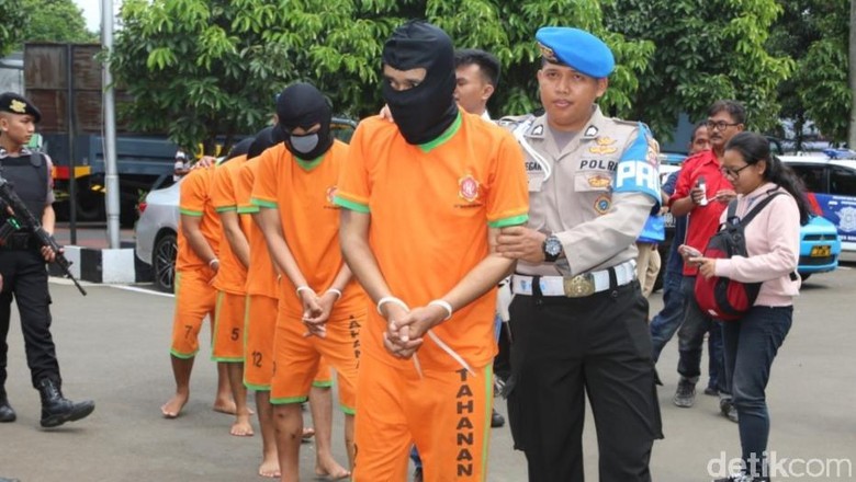 Caleg yang Ditangkap Polisi di Bogor Ternyata Ketua Komplotan Pencuri Caleg yang Ditangkap Polisi di Bogor Ternyata Ketua Komplotan Pencuri