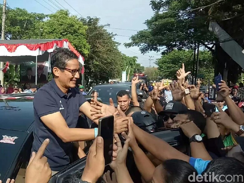 Tak Ingin Ada Bentrok di Banyuwangi, Sandiaga Pilih Kampanye di Posko Tak Ingin Ada Bentrok di Banyuwangi, Sandiaga Pilih Kampanye di Posko