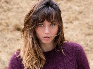 Hot New Bond Girl! Terpikat Pesona Ana De Armas