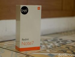 Unboxing Redmi Note 7 Buatan Indonesia