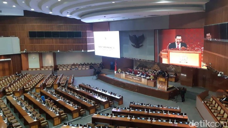 Di Paripurna DPR, Anggota Dewan Doakan Korban Teror Selandia Baru Di Paripurna DPR, Anggota Dewan Doakan Korban Teror Selandia Baru