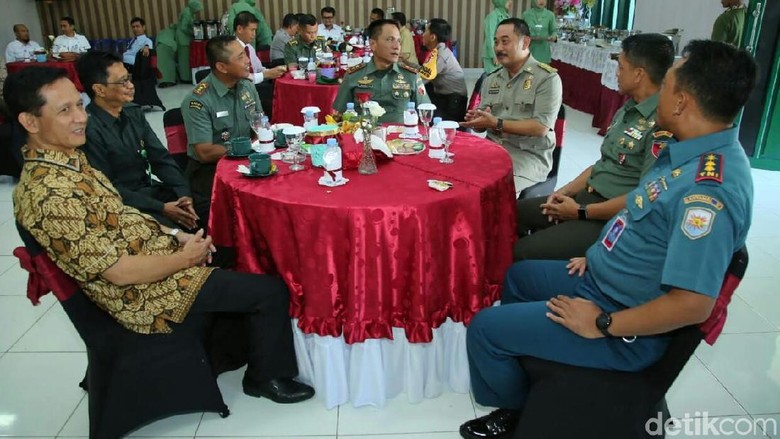 17.500 Personel TNI Disiapkan untuk Pengamanan Pemilu di Jatim 17.500 Personel TNI Disiapkan untuk Pengamanan Pemilu di Jatim